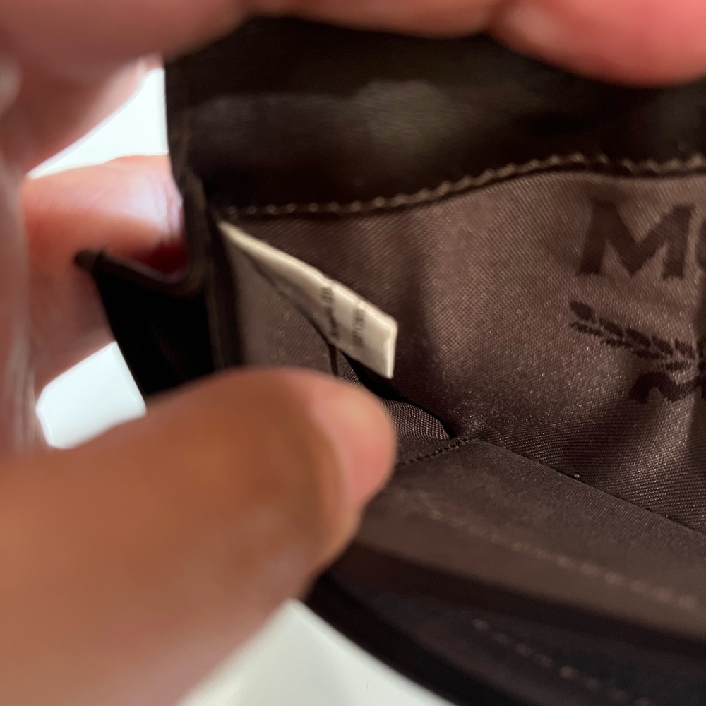 MCM LONG BROWN VISETOS BIFOLD WALLET - Picture 8 of 11